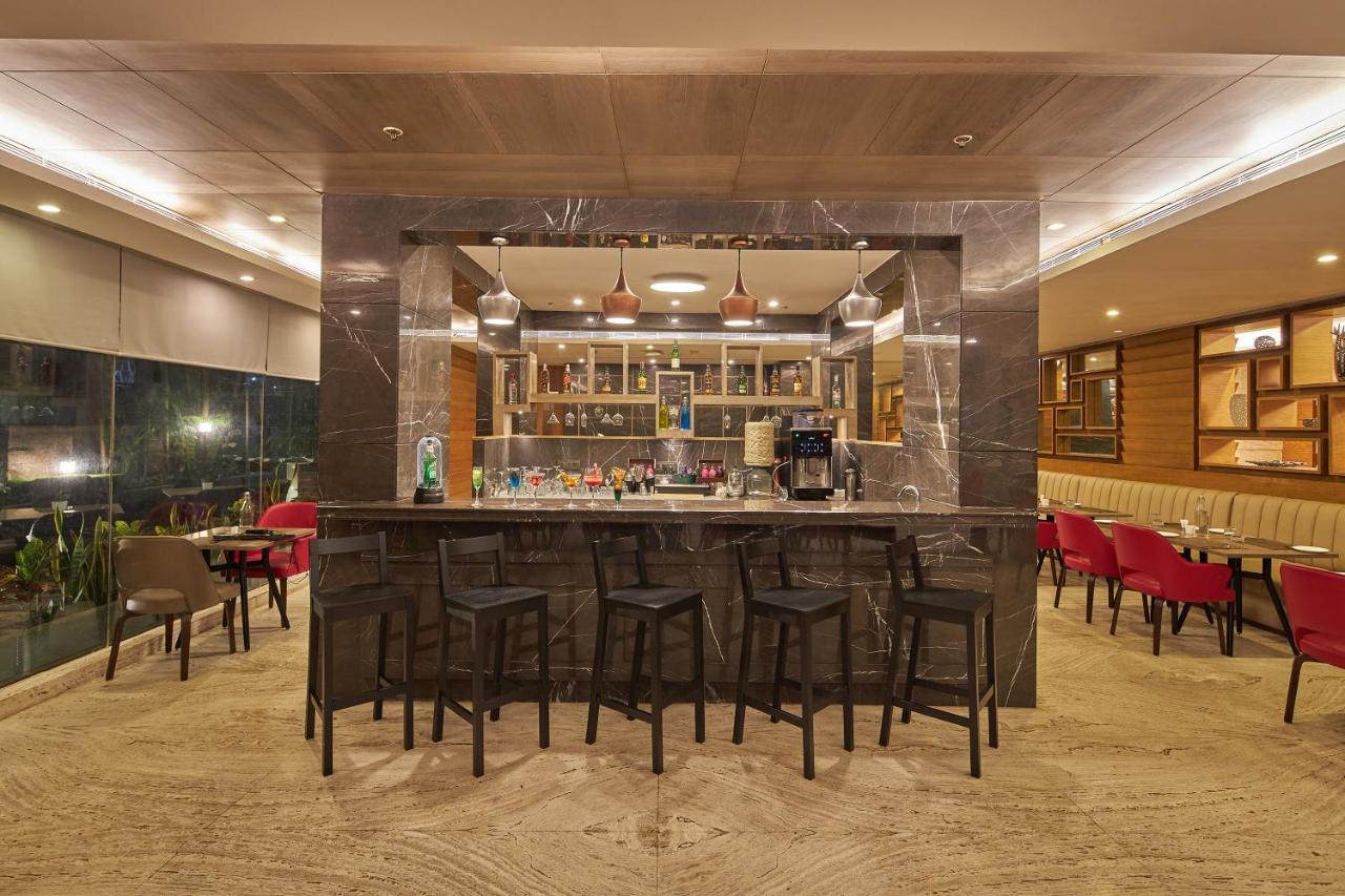 Royal Orchid Central Grazia, Navi Mumbai Exterior foto