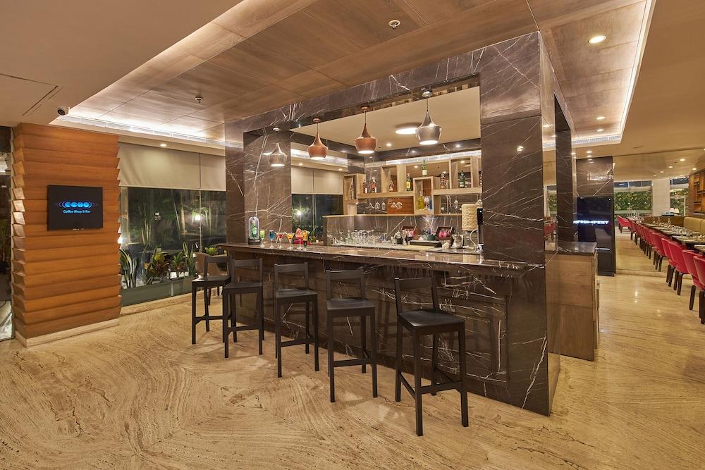 Royal Orchid Central Grazia, Navi Mumbai Exterior foto